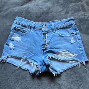 Levi light denim 501 jean shorts